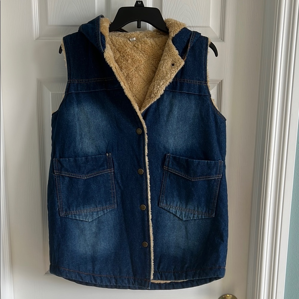 Women’s lined Denim vest